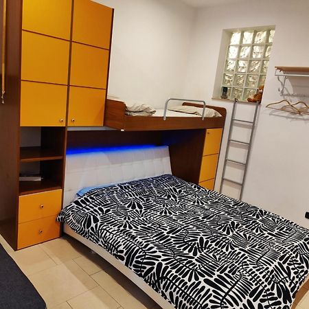 Letto Ad Acqua H2Ome Apartment Bari Luaran gambar