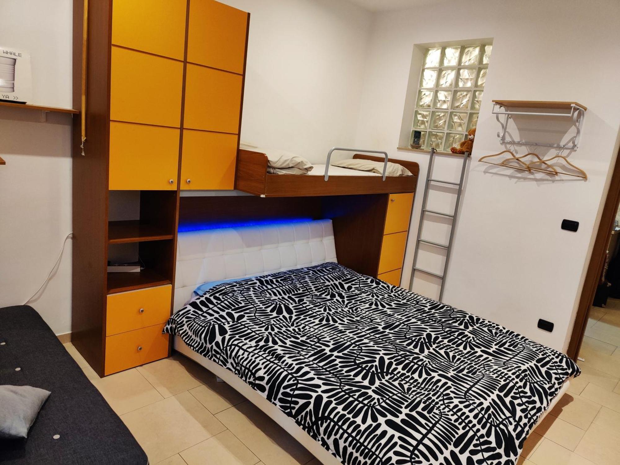 Letto Ad Acqua H2Ome Apartment Bari Luaran gambar